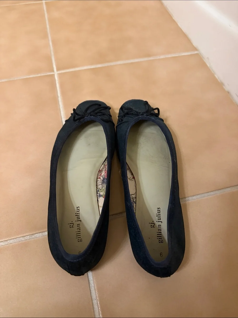 Women's navy Bow Ballet Flats by Giillian Julius